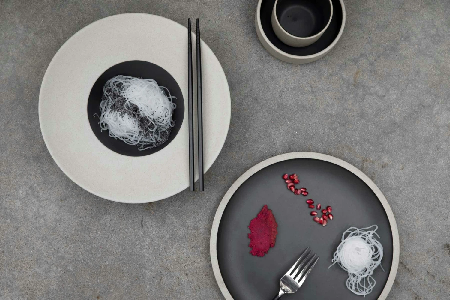 ByOn Fumiko Plate 25,6x2 Cm, Beige/Black – Bild 5