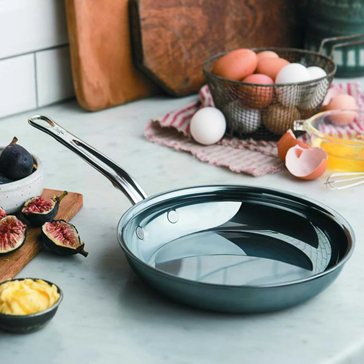 Meyer Hestan NanoBond Bratpfanne, 28 Cm – Bild 4