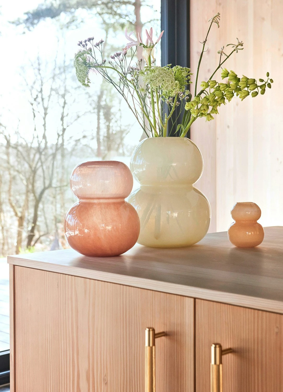 OYOY Lasi Vase Klein, Taupe – Bild 4